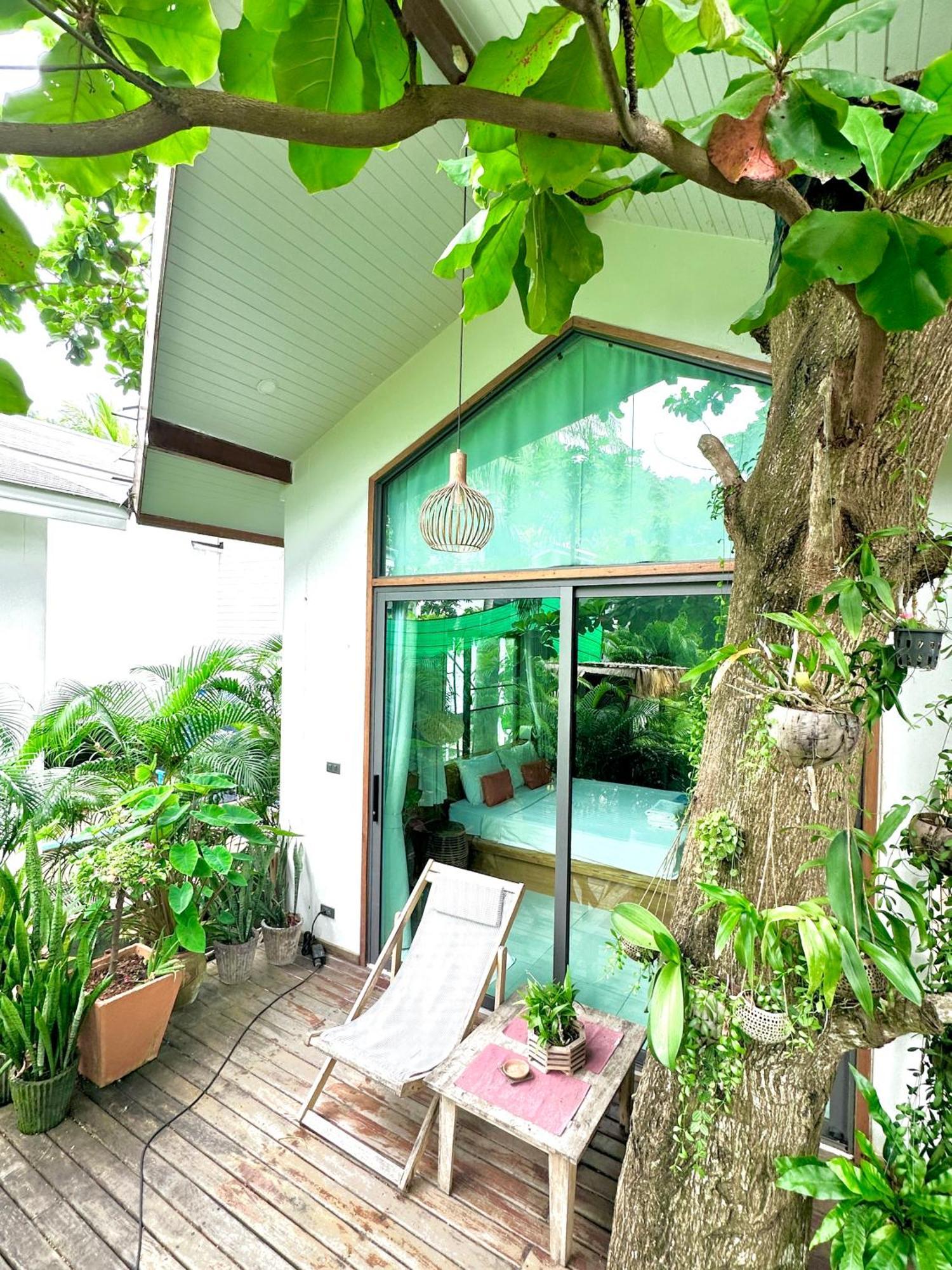 Salad Beach Guest House 帕干岛 外观 照片